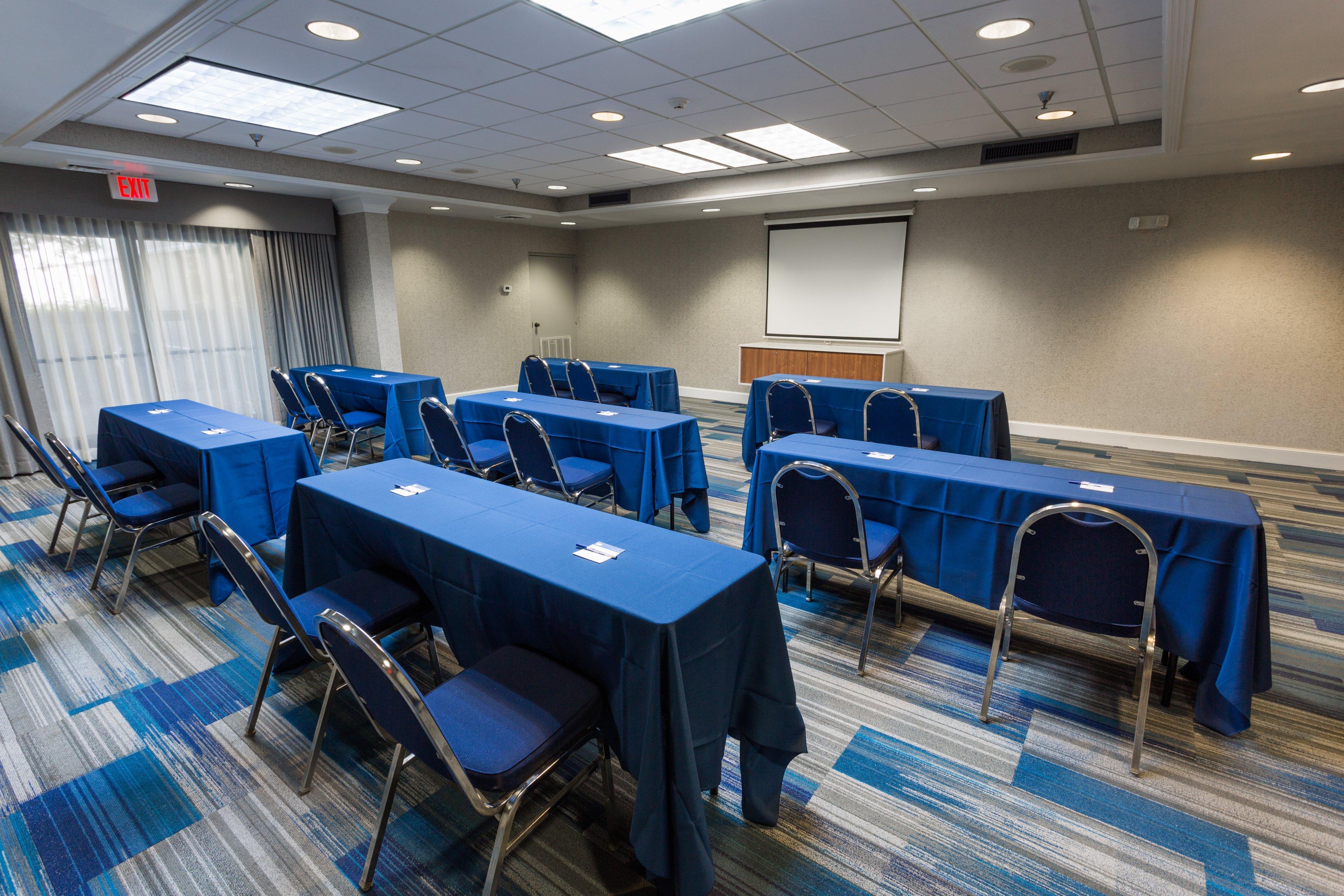 Holiday Inn Express & Suites Wilmington-University Center By Ihg Exterior foto