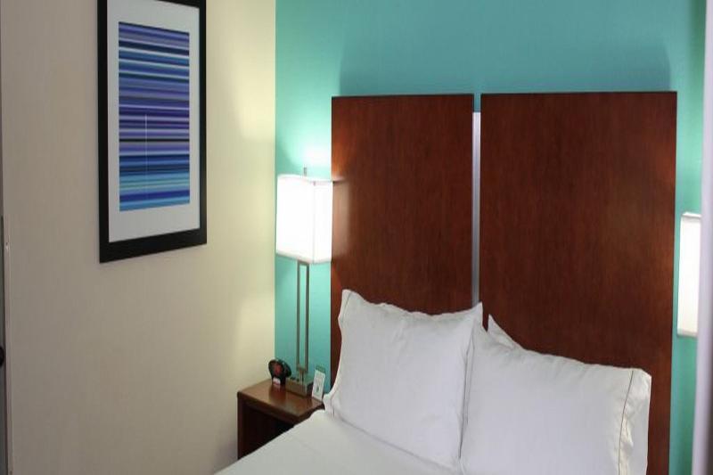 Holiday Inn Express & Suites Wilmington-University Center By Ihg Exterior foto